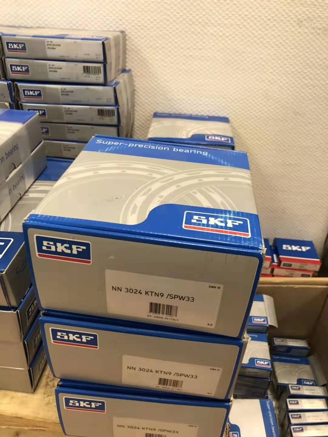 SKF 331807 圓錐滾子軸承, 四列，TQI結構, TQ